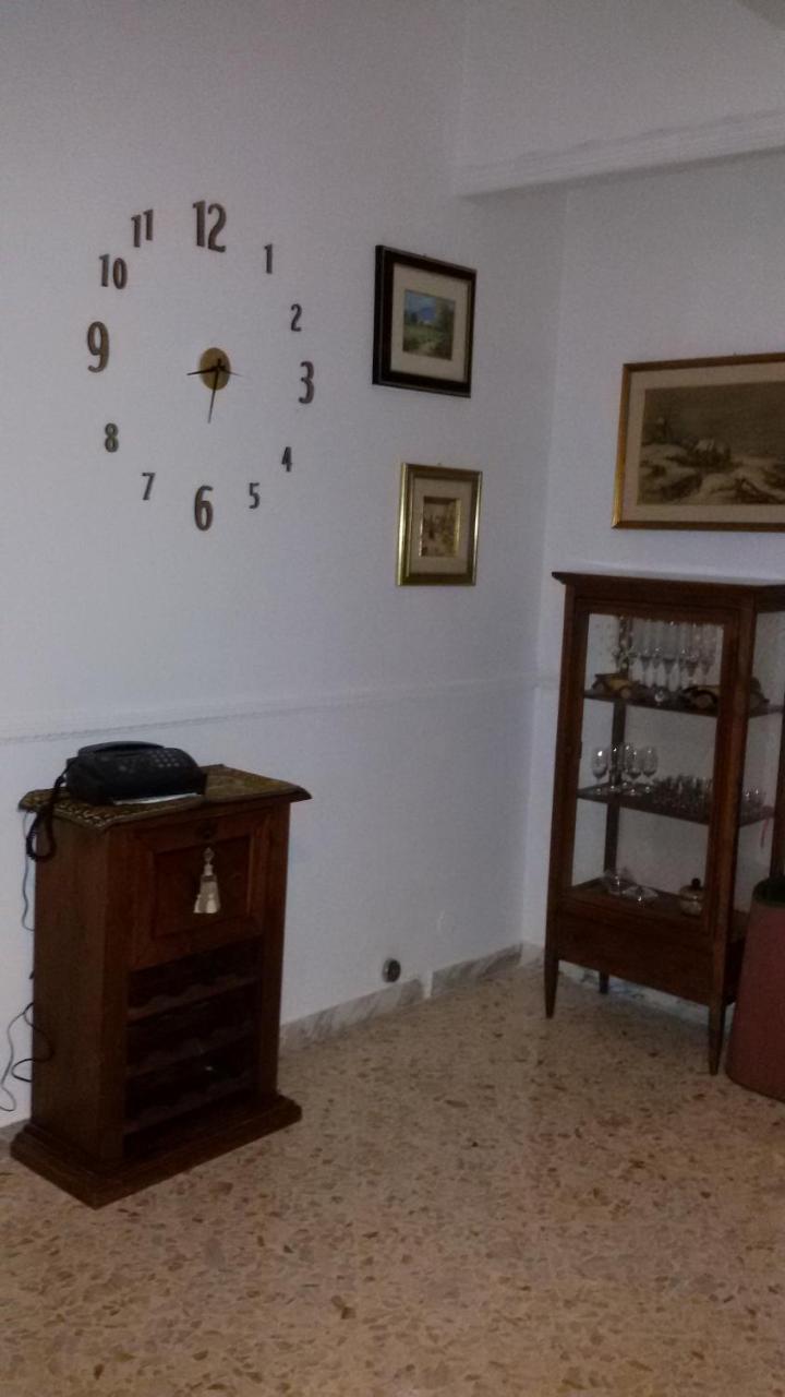 B&B Metropolitan Taranto Exterior photo